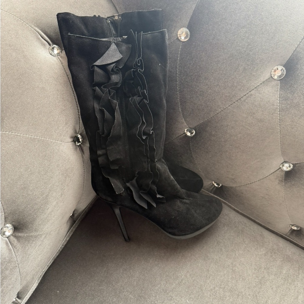 Elegant Black Women's Boots